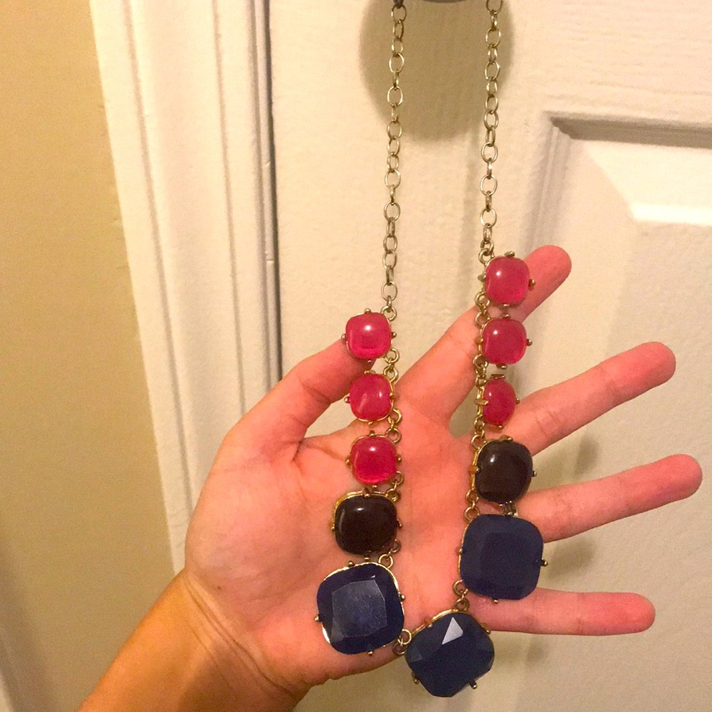 Statement necklace